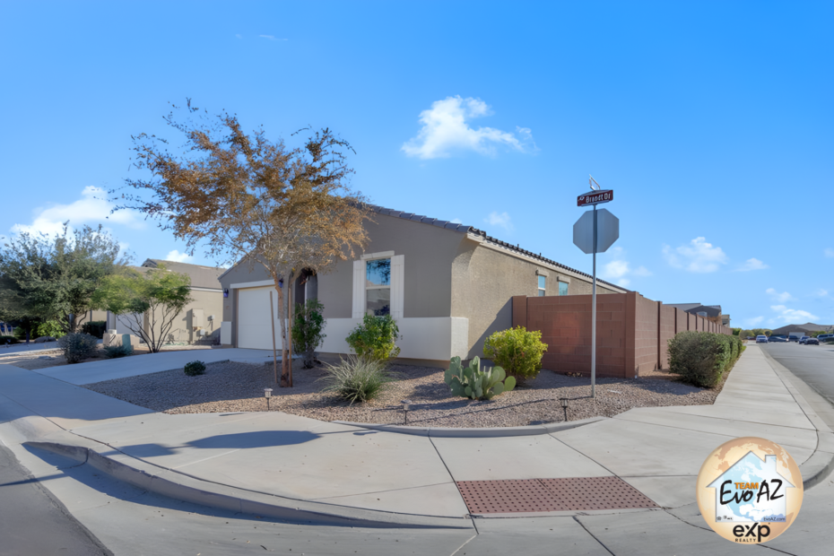 Exterior of Maricopa AZ single level home just sold in Homestead North