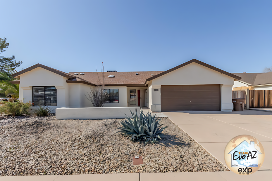 Peoria AZ Home with Pool Corner Lot Exterior with RV Gate and Updated Kitchen Quartz Countertops